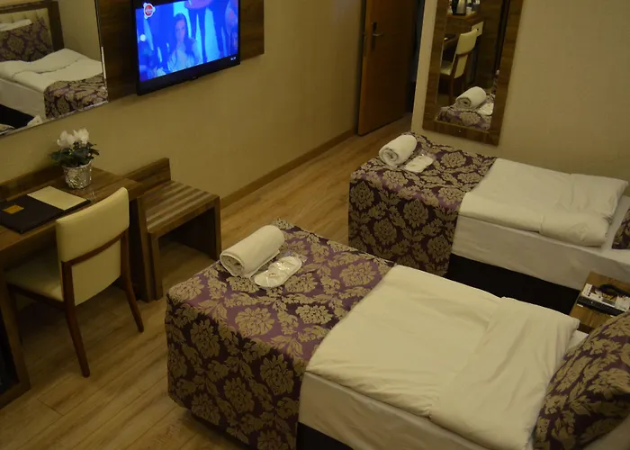 Le Grand فندق 2*